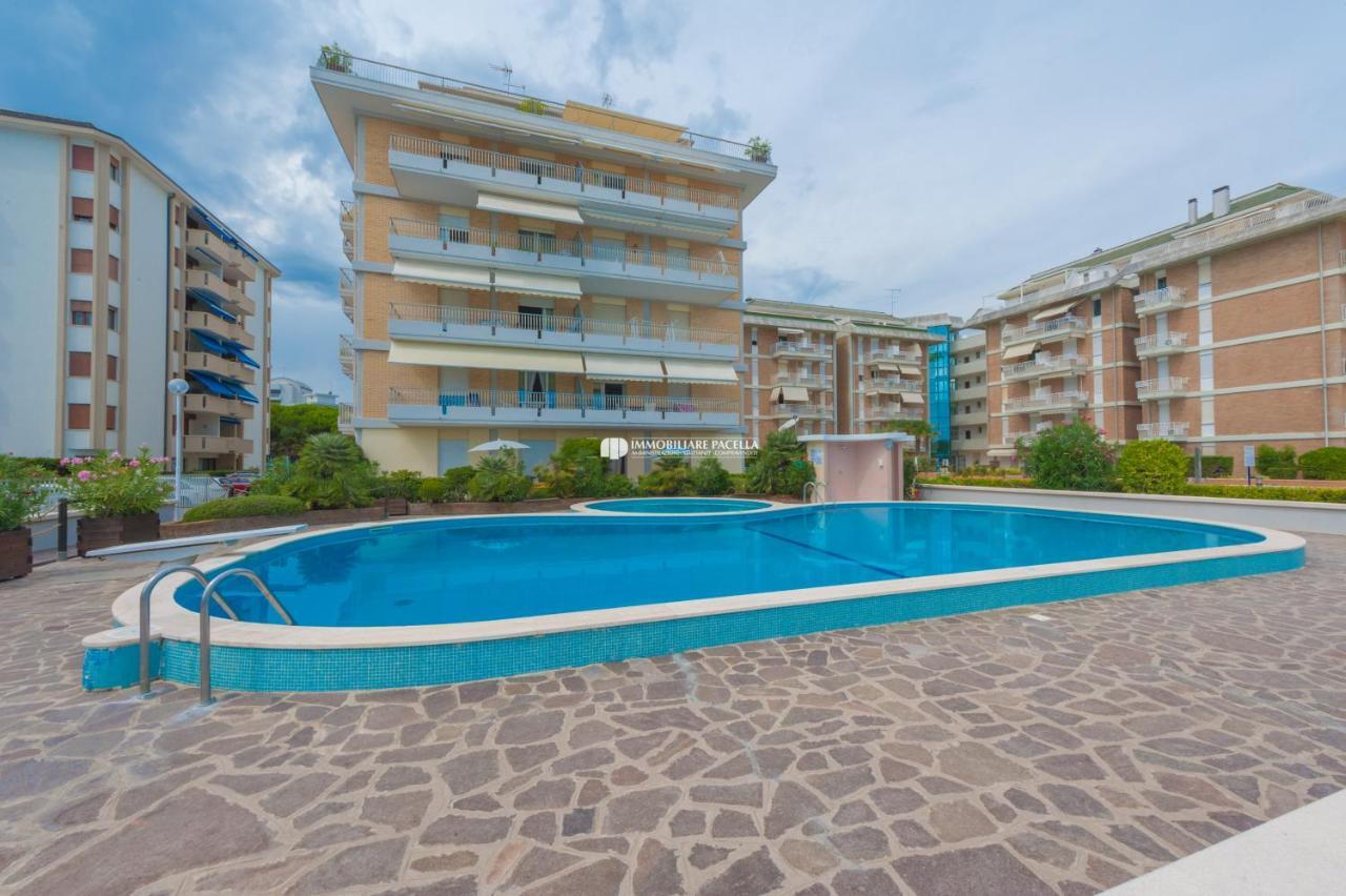 Residence Solmare Immobiliare Pacella Lido di Jesolo Exteriér fotografie